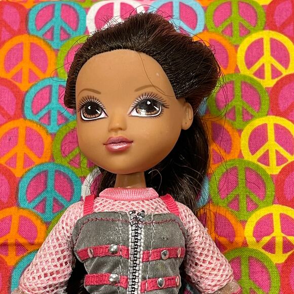 Moxie Girlz Sophina Stamp "N" Style 11" Doll Dressed as Shown - Picture 1 of 8